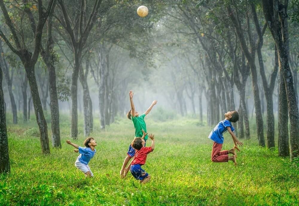 Những đứa trẻ sẽ hạnh phúc khi được sống trong môi trường “khỏe mạnh”