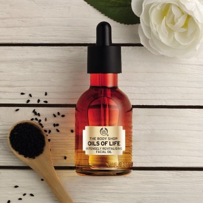 The Body Shop Oils of Life™ Intensely Revitalising Facial Oil