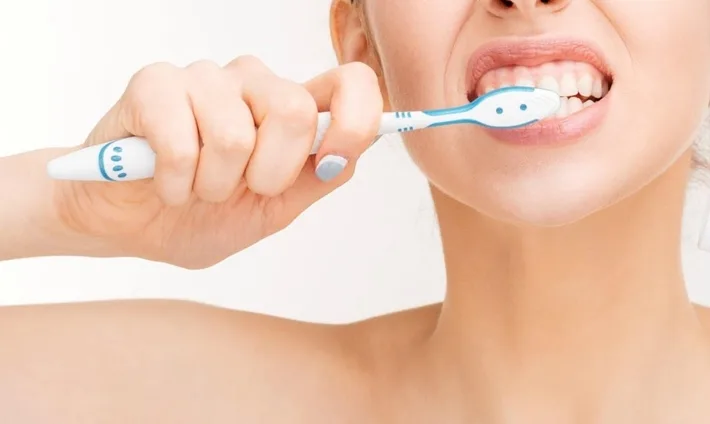 Hướng dẫn tẩy trắng răng tại nhà