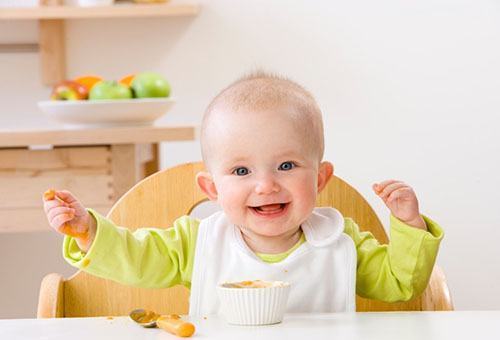 Bổ sung những vitamin mà bé không nhận được từ chế độ ăn uống hàng ngày