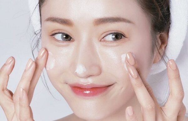 Các bước skincare cơ bản giúp cho da mặt khỏe đẹp hơn