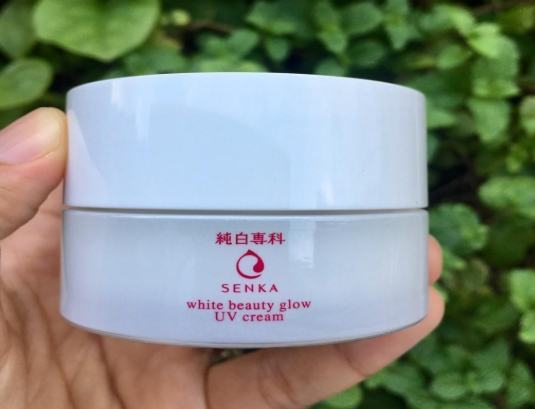 Review kem dưỡng ban ngày Senka White Beauty Glow UV Cream