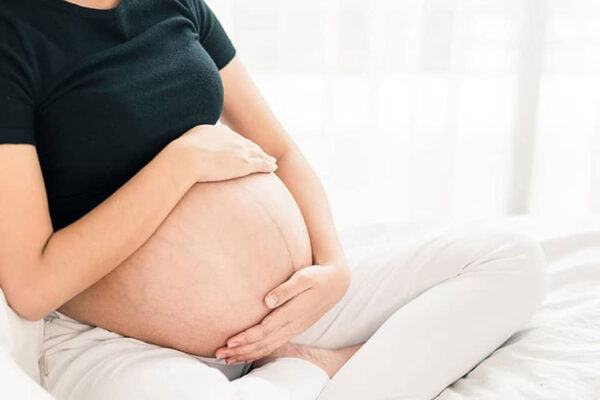 Mang thai có thể sử dụng mỹ phẩm không?