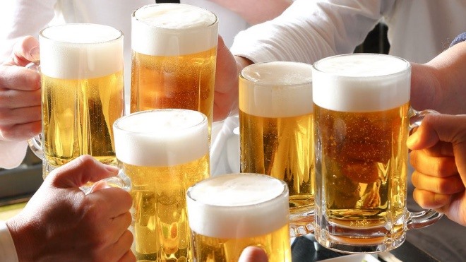 Rượu bia tốt hay hại? Uống rượu bia như nào tốt cho sức khỏe?